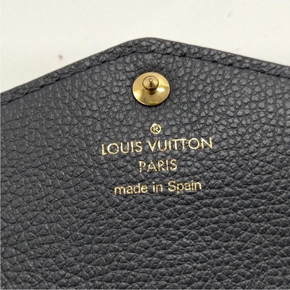 Louis Vuitton Empriente Wallet - Picture 5 of 9